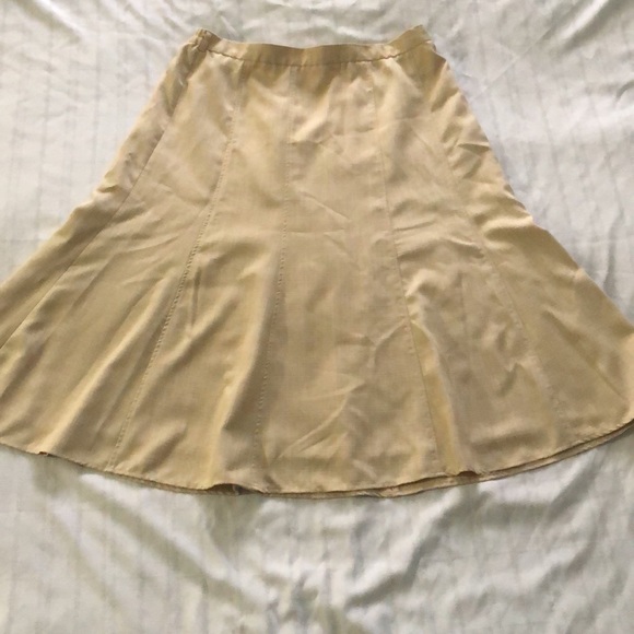 Tan Skirt by Tradition SZ18W Fully Lined - Picture 8 of 9